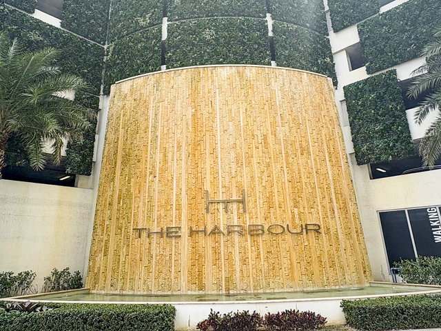 The Harbour main photo